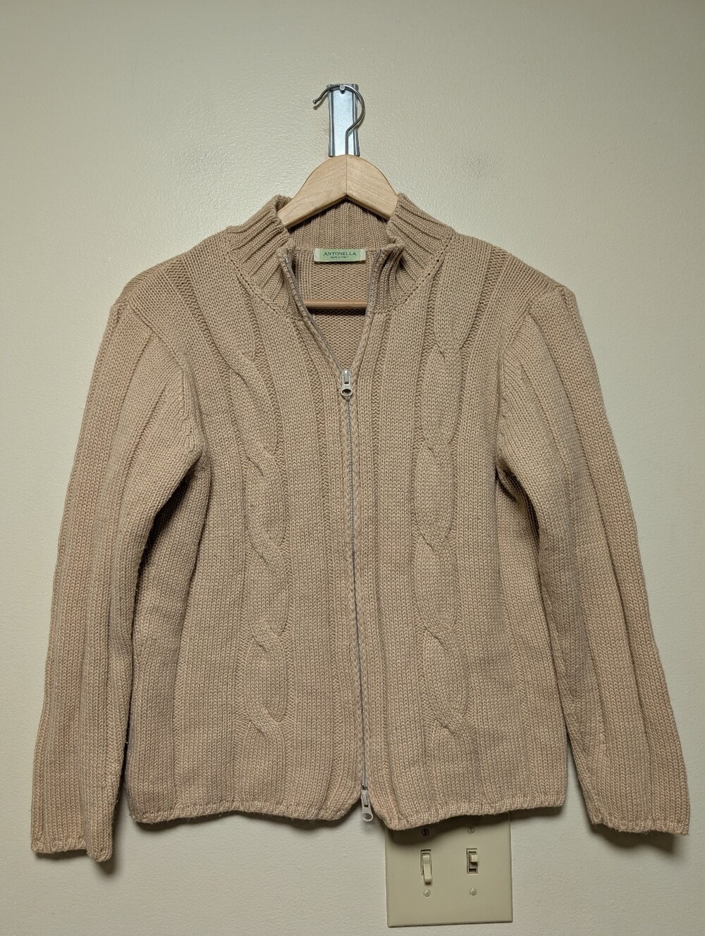 Antonella Italy 100% Wool Cable Knit Full Zip Sweater Cardigan Neutral Beige M
